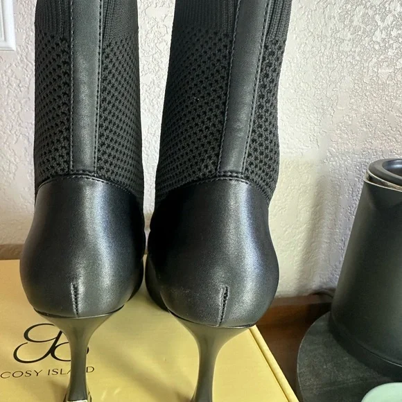 Cosy Island SleekKnit Pointed Toe Sock Ankle Boots - Picture 6 of 10